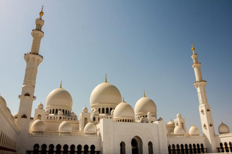 Visiting Sheikh Zayed Grand Mosque in Abu Dhabi | My Toronto, My World